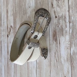 Spell Cream Belt with Silver Buckle